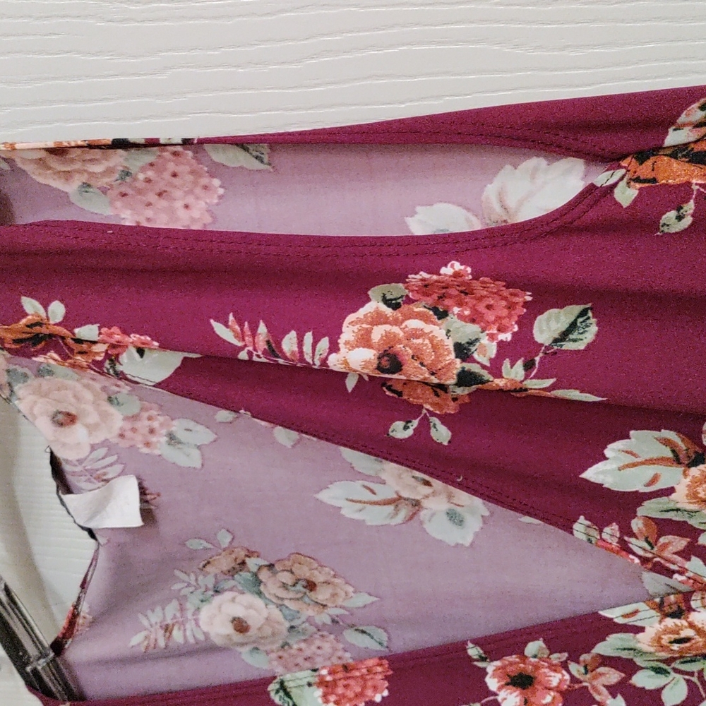 Floral jumpsuit 2x(14/16 - 16/18) - Picture 6 of 12